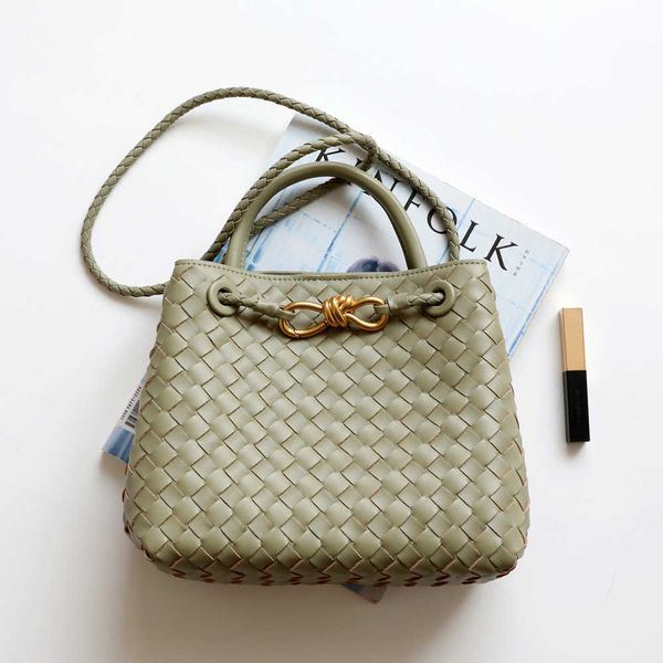 new designer andiamo bag botegas small design fashion metal knot leather woven tote one shoulder handheld high capacity women's 2 54fp
new designer andiamo bag botegas small design fashion metal knot leather woven tote one shoulder handheld high capacity women's 2 54fp