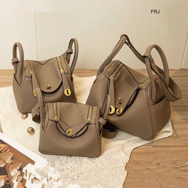 designer bags lindys bags 2023 new versatile lychee pattern womens bag mother bao doctor one shoulder handbag pillow medicine frj
designer bags lindys bags 2023 new versatile lychee pattern womens bag mother bao doctor one shoulder handbag pillow medicine frj