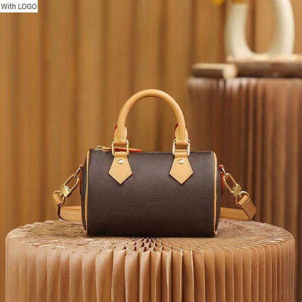 2023 new 9a l bag designer handbag genuine leather crossbody bag m61252 nano speedy 34cm luxury shoulder bag delicate knockoff dinner bag yl, Black
2023 new 9a l bag designer handbag genuine leather crossbody bag m61252 nano speedy 34cm luxury shoulder bag delicate knockoff dinner bag yl, Black