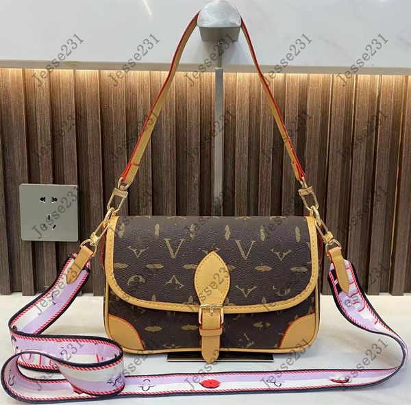 designer bag womens pu leather luxurys diane satchel bag crossbody bag shoulder bags purses tote bag messenger handbags wallets with dust ba
designer bag womens pu leather luxurys diane satchel bag crossbody bag shoulder bags purses tote bag messenger handbags wallets with dust ba