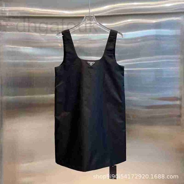 basic & casual dresses designer 23 summer new classic triangle slip dress nylon a-line tank dress v4zk, Black;gray
basic & casual dresses designer 23 summer new classic triangle slip dress nylon a-line tank dress v4zk, Black;gray