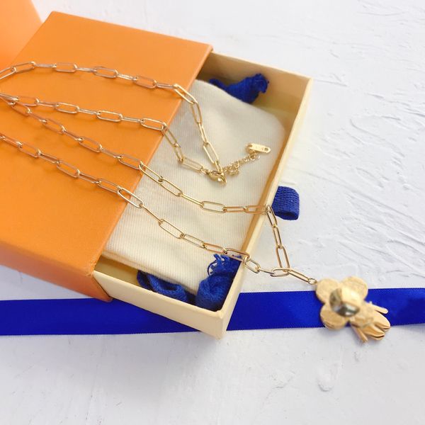 fashion designer 18k gold plated flower man pendant necklaces high-end stainless steel brand letter links chains geometry necklace jewelry g, Silver
fashion designer 18k gold plated flower man pendant necklaces high-end stainless steel brand letter links chains geometry necklace jewelry g, Silver