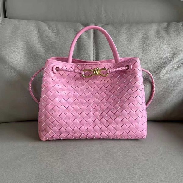 new designer andiamo bag cowhide botegas 2023 summer knitted handbag simple and elegant large capacity commuter diagonal straddle women'
new designer andiamo bag cowhide botegas 2023 summer knitted handbag simple and elegant large capacity commuter diagonal straddle women'
