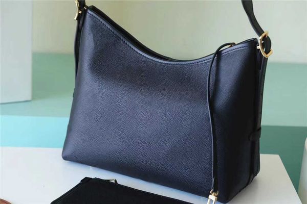 luxury brand shoulder bags attache handbags crossbody shoulder bags leather half moon underarm bag women handbag purse adjustable straps m46
luxury brand shoulder bags attache handbags crossbody shoulder bags leather half moon underarm bag women handbag purse adjustable straps m46