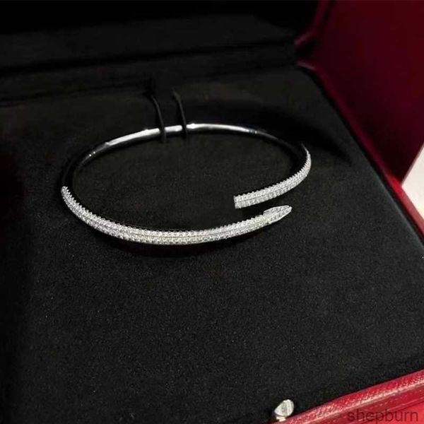 new luxury classic nail bracelet love bracelet fashion cuff bracelet gold jewelry valentine's day gift, Black
new luxury classic nail bracelet love bracelet fashion cuff bracelet gold jewelry valentine's day gift, Black