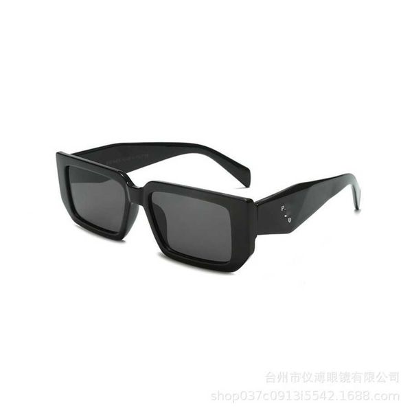 2023 luxury designer sunglasses new p family small box women's advanced sense inscreen fashion personalized sunglasses, White;black
2023 luxury designer sunglasses new p family small box women's advanced sense inscreen fashion personalized sunglasses, White;black
