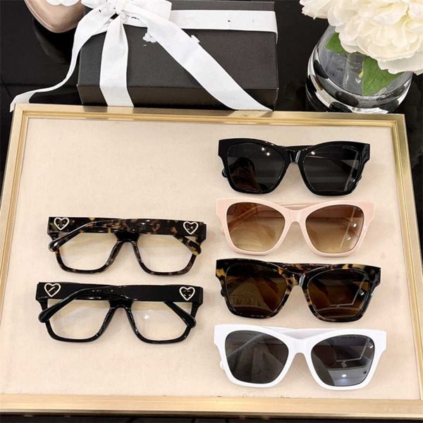 2023 new luxury designer women's ins same box sunglasses heart-shaped sunglasses ch71468, White;black
2023 new luxury designer women's ins same box sunglasses heart-shaped sunglasses ch71468, White;black