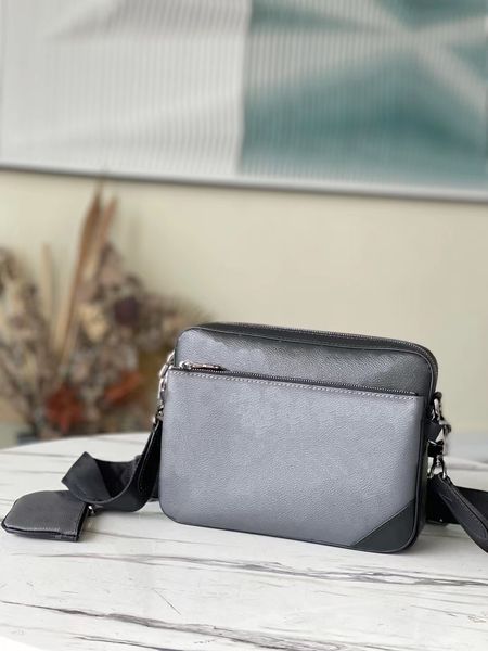shoulder carrying crossbody bag designer luxury handbag wallet genuine trio cowhide black printed pocket 3-piece messenger bag for men and w
shoulder carrying crossbody bag designer luxury handbag wallet genuine trio cowhide black printed pocket 3-piece messenger bag for men and w