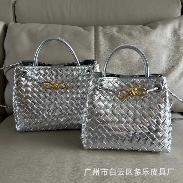 tote designer andiamo bag botegas woven new handmade leather high-end large capacity commuting single shoulder crossbody same model lted
tote designer andiamo bag botegas woven new handmade leather high-end large capacity commuting single shoulder crossbody same model lted