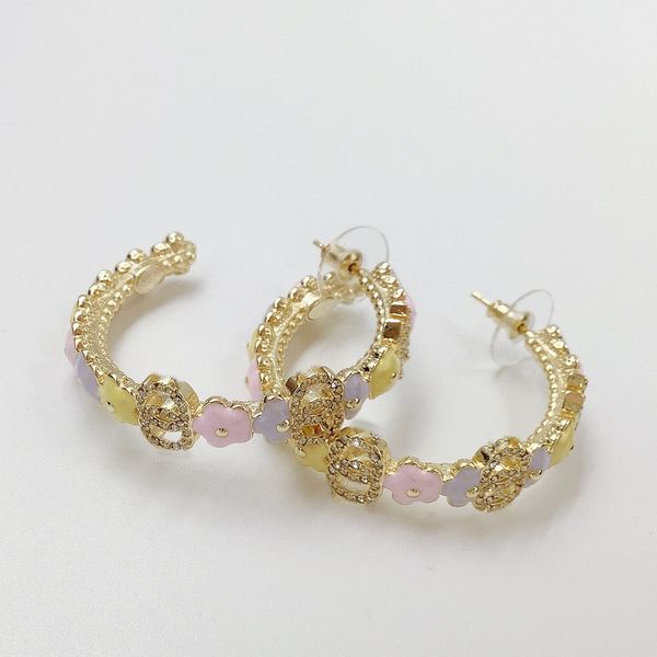 jewelry designer delicate multi-color flower and alphabet light blonde women hoop huggie earrings, senior luxury gifts, Golden;silver 
jewelry designer delicate multi-color flower and alphabet light blonde women hoop huggie earrings, senior luxury gifts, Golden;silver