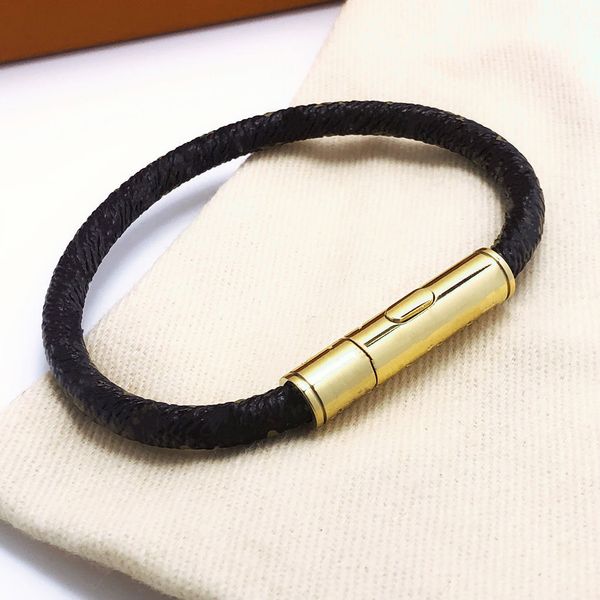 gold chain classic bangle bracelets clover letter t leather titanium steel letter men and women bracelets luxury designer gift wedding party, Black
gold chain classic bangle bracelets clover letter t leather titanium steel letter men and women bracelets luxury designer gift wedding party, Black