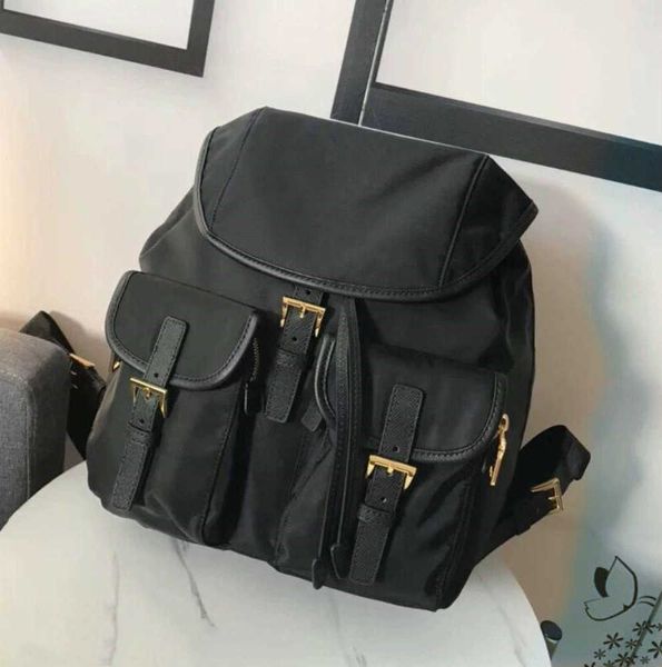 wholesale classic canvas backpack parachute fabric waterproof nylon rucksack schoolbag travel new wome bag fashion shoulder niche high sense
wholesale classic canvas backpack parachute fabric waterproof nylon rucksack schoolbag travel new wome bag fashion shoulder niche high sense