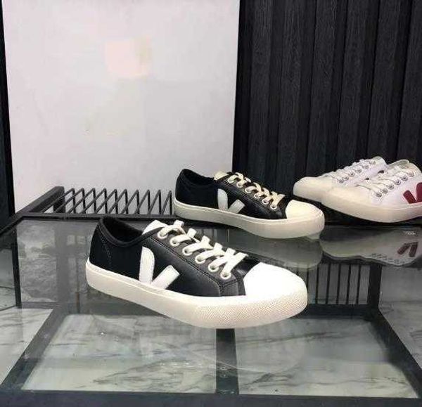 leather flat bottom casual style student board shoes women's small white shoes, Black
leather flat bottom casual style student board shoes women's small white shoes, Black