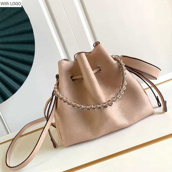 2023 new 9a l bag delicate knockoff designer bucket bag bella 22cm fashion crossbody bag m57068 yl080 8jg7, Black
2023 new 9a l bag delicate knockoff designer bucket bag bella 22cm fashion crossbody bag m57068 yl080 8jg7, Black