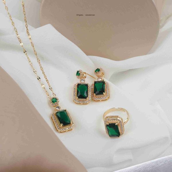 carlidana 3pcs/set non-fadding green gold color vintage square stainless steel necklace/earrings/ring for women jewelry gift, Silver
carlidana 3pcs/set non-fadding green gold color vintage square stainless steel necklace/earrings/ring for women jewelry gift, Silver