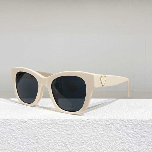 2023 new luxury designer xiangjia's new online celebrity tiktok same style artistic personality women's versatile japanese and pla, White;black
2023 new luxury designer xiangjia's new online celebrity tiktok same style artistic personality women's versatile japanese and pla, White;black