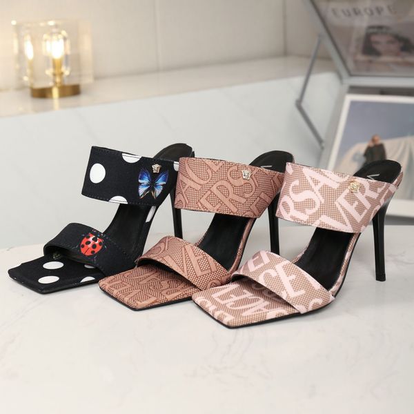 sandals famous designer womens thin heeled slippers luxury sandals thin heeled womens shoes black shoes boxed ship large size 35-42
sandals famous designer womens thin heeled slippers luxury sandals thin heeled womens shoes black shoes boxed ship large size 35-42