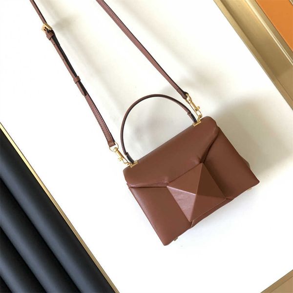 designer tote one 2023 lady bags designer fashion leather lady bag bags womens for new simple bag ersatile one shoulder go
designer tote one 2023 lady bags designer fashion leather lady bag bags womens for new simple bag ersatile one shoulder go