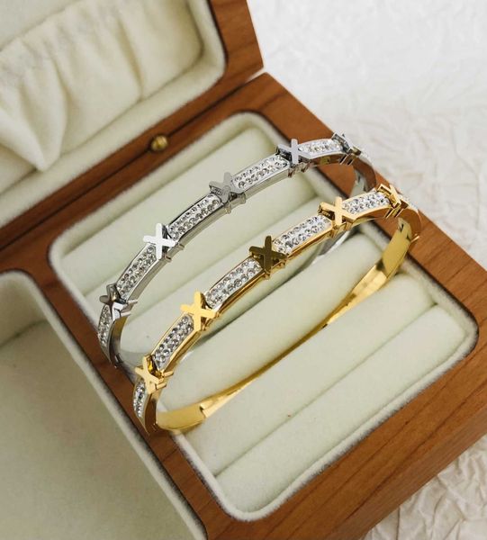 high-quality seiko tiffay narrow edition mud diamond bracelet x letter stainless steel checkout gold silver, Black
high-quality seiko tiffay narrow edition mud diamond bracelet x letter stainless steel checkout gold silver, Black