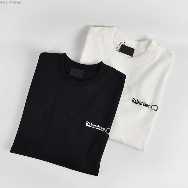the new simplified right chest letter printing short sleeve fashion comfortable trend oversize tee shirts, White;black
the new simplified right chest letter printing short sleeve fashion comfortable trend oversize tee shirts, White;black