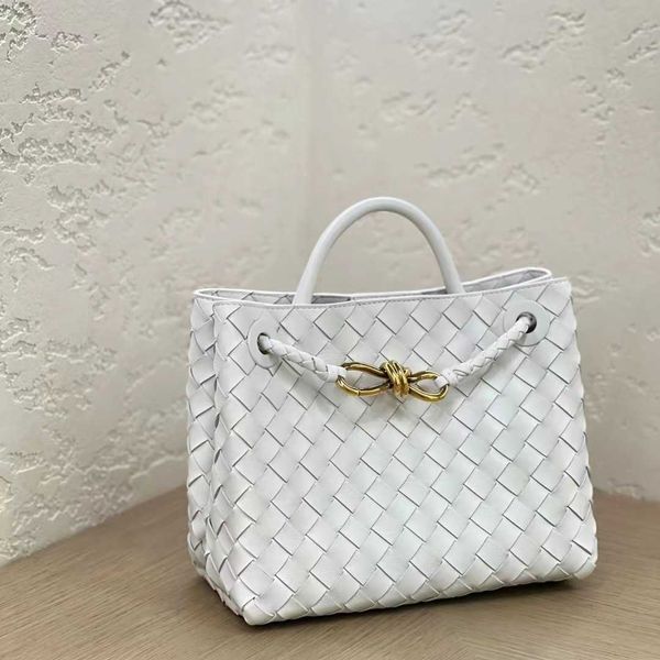 botegas small designer 2023 new andiamo handbag bag woven tote one shoulder crossbody vegetable basket water bucket women's xcq4
botegas small designer 2023 new andiamo handbag bag woven tote one shoulder crossbody vegetable basket water bucket women's xcq4