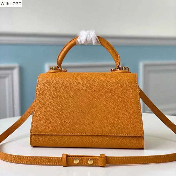 2023 new 9a l bag high imitation designer shoulder bag twist pm 25cm luxury handbag m57093 zl067 p7mw, Black
2023 new 9a l bag high imitation designer shoulder bag twist pm 25cm luxury handbag m57093 zl067 p7mw, Black