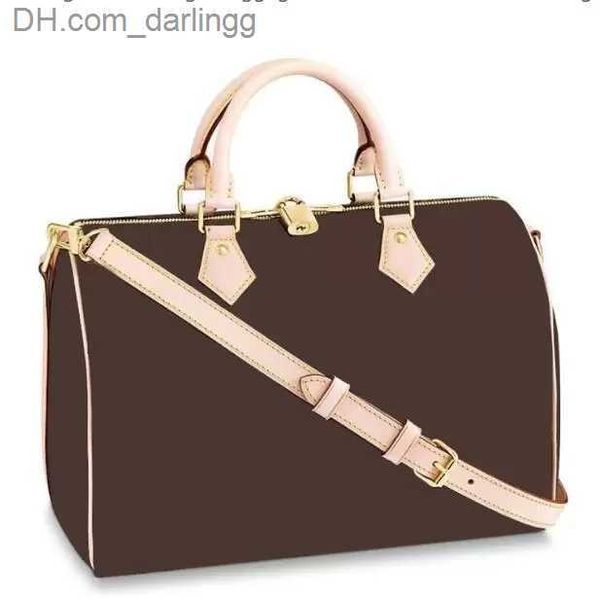 outdoor bags designer ladies crossbody travel bag classic style fashion shoulder bag ladies handbag speedy with key lock z230801
outdoor bags designer ladies crossbody travel bag classic style fashion shoulder bag ladies handbag speedy with key lock z230801