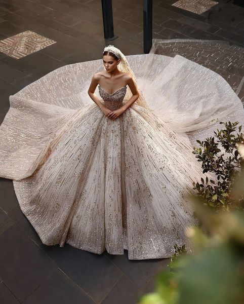 luxury ball gown wedding dresses sleeveless v neck strapless sequins applique ruffles zipper beads diamonds crystals plus size bridal gowns, White
luxury ball gown wedding dresses sleeveless v neck strapless sequins applique ruffles zipper beads diamonds crystals plus size bridal gowns, White