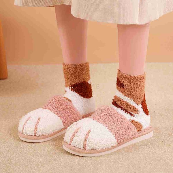 slippers winter cute cat paw designer house women fur slippers floor mute bedroom lovers warm plush shoes indoor ladies fluffy slides, Black
slippers winter cute cat paw designer house women fur slippers floor mute bedroom lovers warm plush shoes indoor ladies fluffy slides, Black