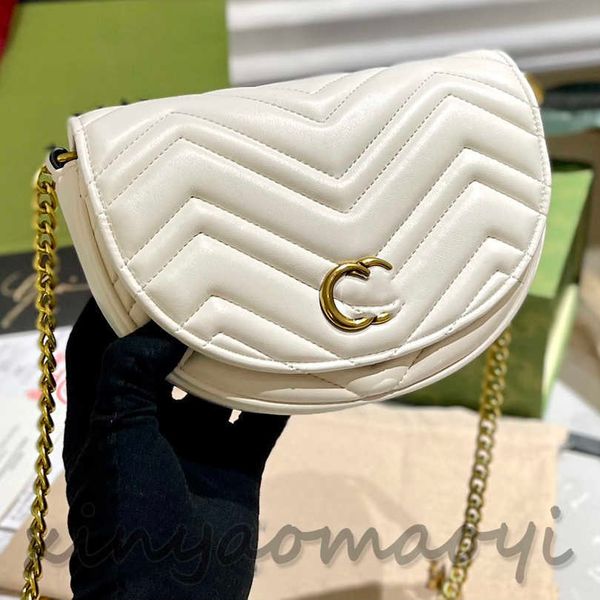 classic color brand logo, saddle bag, vintage premium, designer luxury bag, version, size: 20cm 104320
classic color brand logo, saddle bag, vintage premium, designer luxury bag, version, size: 20cm 104320