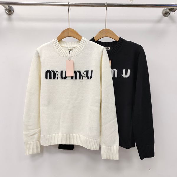 women's round neck sweater autumn and winter new letter pullover long sleeved knitted sweater, White;black
women's round neck sweater autumn and winter new letter pullover long sleeved knitted sweater, White;black