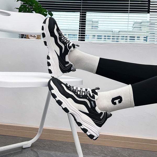 shoes casual women fashion designer black white woman girl flat trainers factory wholesale retail outdoor platform sports sneakers874
shoes casual women fashion designer black white woman girl flat trainers factory wholesale retail outdoor platform sports sneakers874