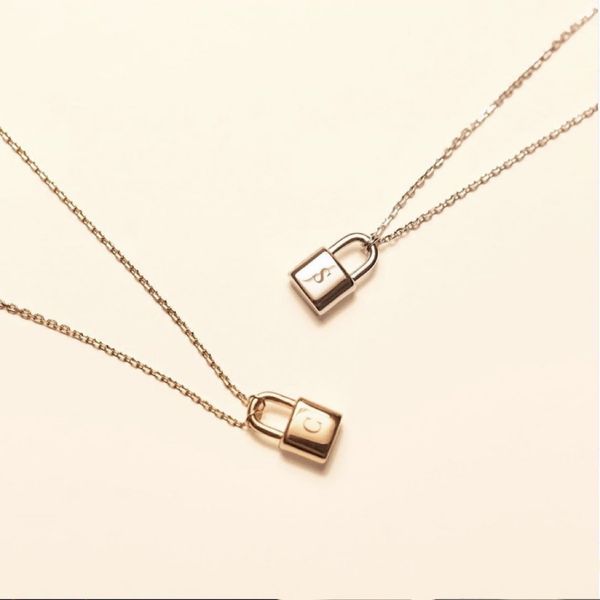 fashion designer jewelry women's necklace men's chain lock necklace solid letter design classic souvenir couple holiday gift souve, Silver
fashion designer jewelry women's necklace men's chain lock necklace solid letter design classic souvenir couple holiday gift souve, Silver