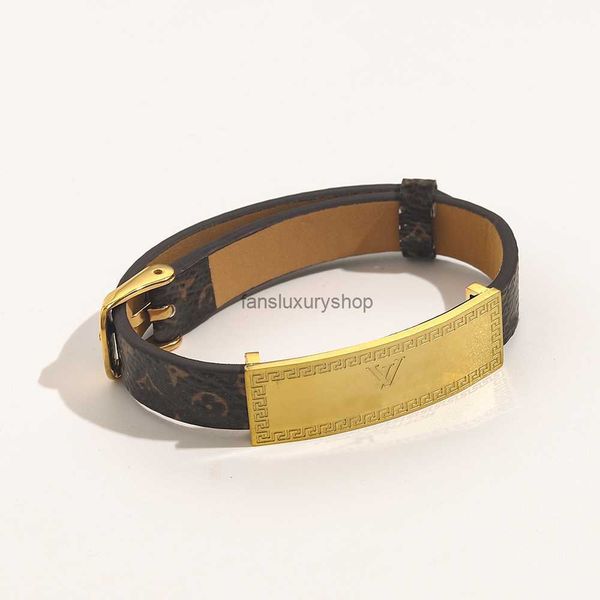 new style fashion bracelets women bangle designer jewelry faux leather 18k gold plated stainless steel bracelet womens wedding gifts zg1489, Black
new style fashion bracelets women bangle designer jewelry faux leather 18k gold plated stainless steel bracelet womens wedding gifts zg1489, Black