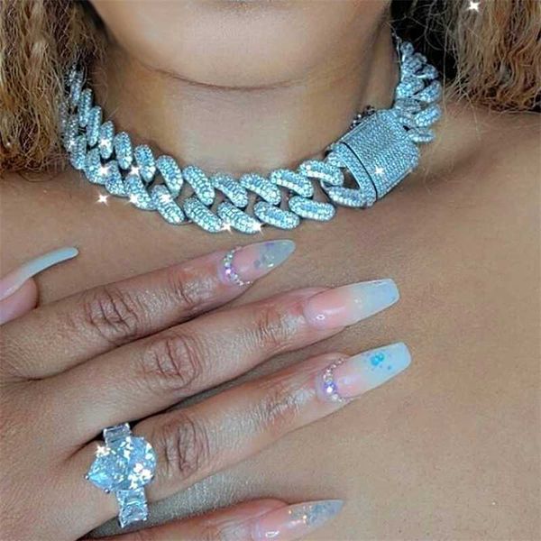 strands hop 20mm iced out chunky cuban link chain necklace for women men bling paved rhinestones thick choker jewelry 230613, Black
strands hop 20mm iced out chunky cuban link chain necklace for women men bling paved rhinestones thick choker jewelry 230613, Black