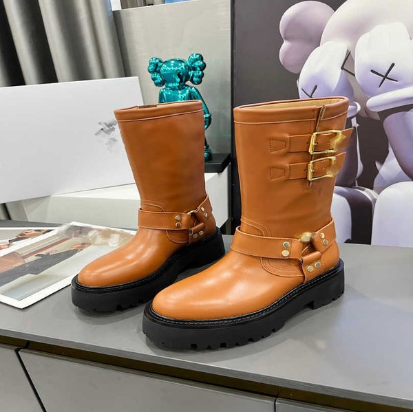brown black triomphe embossed bulky boot women's 35-40 cowhide leather platform booties logo embossing shiny bull high tall boots desig
brown black triomphe embossed bulky boot women's 35-40 cowhide leather platform booties logo embossing shiny bull high tall boots desig