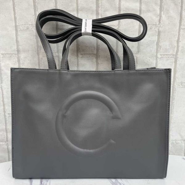 designer bag woman casual tote bags fashion microfiber leather telfars shopping handbag classic high capacity luxury totes fashion leisure
designer bag woman casual tote bags fashion microfiber leather telfars shopping handbag classic high capacity luxury totes fashion leisure