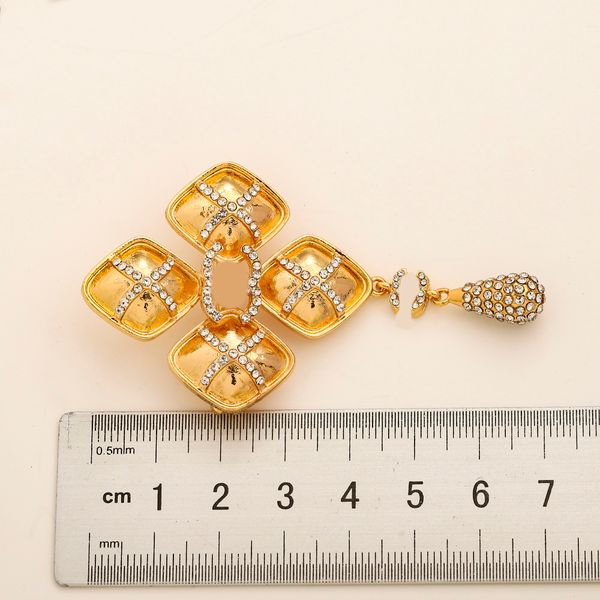 20style designer double letter brooch 18k gold plated classic diamond brooches pin metal fashion jewelry accessories high quality, Gray
20style designer double letter brooch 18k gold plated classic diamond brooches pin metal fashion jewelry accessories high quality, Gray