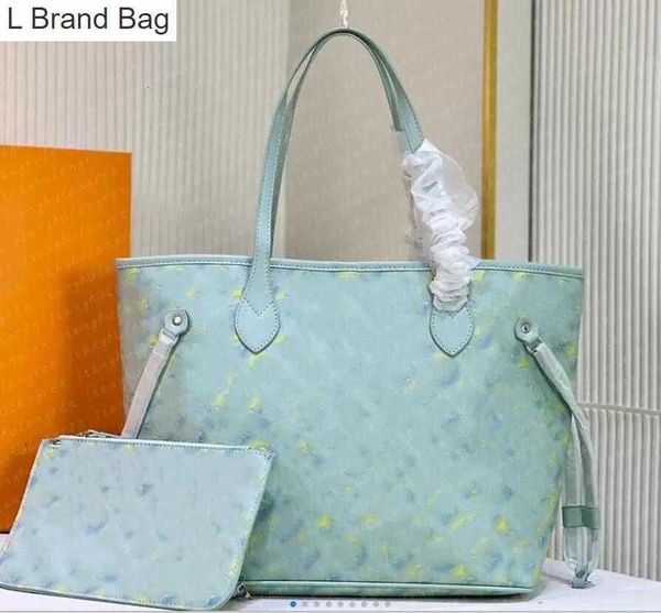 2023 new 10a designers bags handbags wallets womens handbags embossing flower backpack ladies tote leather clutch shoulder bag xg9s, Black
2023 new 10a designers bags handbags wallets womens handbags embossing flower backpack ladies tote leather clutch shoulder bag xg9s, Black