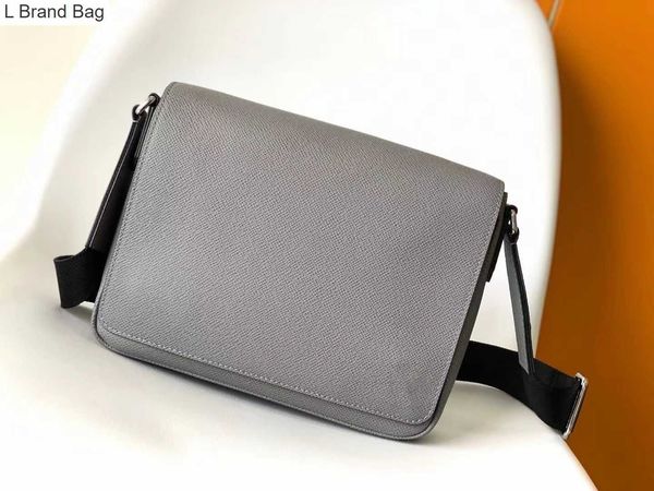 l bag fashion men's messenger bag shoulder bag cow leather cross m30850 m30861 m60831 district small messenger bag k1ge, Black
l bag fashion men's messenger bag shoulder bag cow leather cross m30850 m30861 m60831 district small messenger bag k1ge, Black