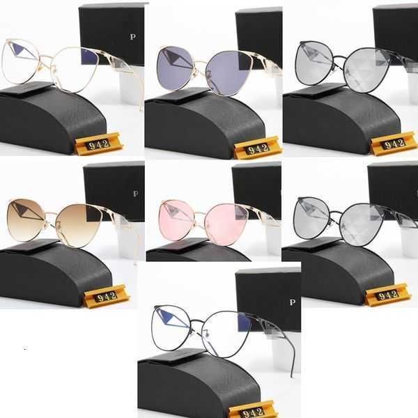 man p glasses designer sunglasses for women letter lens pilot driving outdoor sports travel beach sunglass with boxztlc, White;black
man p glasses designer sunglasses for women letter lens pilot driving outdoor sports travel beach sunglass with boxztlc, White;black