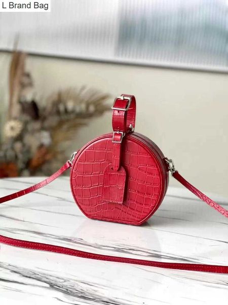 2023 new 10a luxury designer boite chapeau round bag cake cowhide shoulder crossbody bags nano handbags clutchs women phone camera purses zz, Black
2023 new 10a luxury designer boite chapeau round bag cake cowhide shoulder crossbody bags nano handbags clutchs women phone camera purses zz, Black