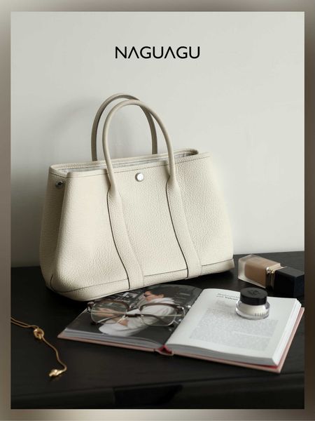 wholesale original party garden home tote bags online shop new product opened commuter package head layer cowhide grain texture commuting la
wholesale original party garden home tote bags online shop new product opened commuter package head layer cowhide grain texture commuting la