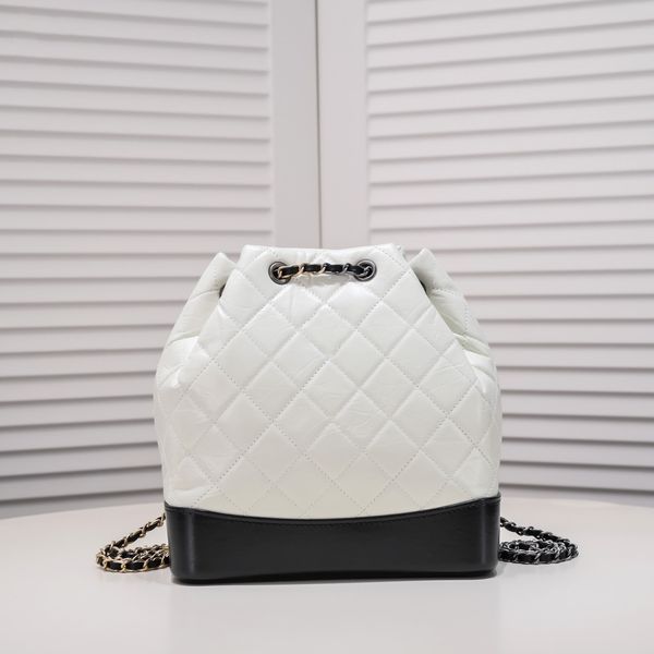 fashion shopping handbag designer bag shoulder bag original box leather backpack fashion senior gold and silver chain backpack
fashion shopping handbag designer bag shoulder bag original box leather backpack fashion senior gold and silver chain backpack