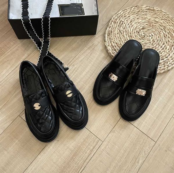 black interlocking c quilted dress shoes women leather loafer mules moccasin flat shoes lambskin quilted with gold hardware luxury designer
black interlocking c quilted dress shoes women leather loafer mules moccasin flat shoes lambskin quilted with gold hardware luxury designer