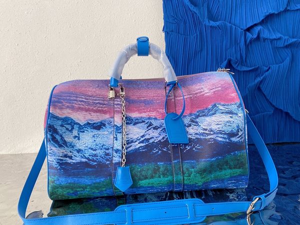 luxury brand womens duffel bags snow mountain printed graffiti handbags shoulder bags keepall totes airport luggage travel bag mens gym bag
luxury brand womens duffel bags snow mountain printed graffiti handbags shoulder bags keepall totes airport luggage travel bag mens gym bag