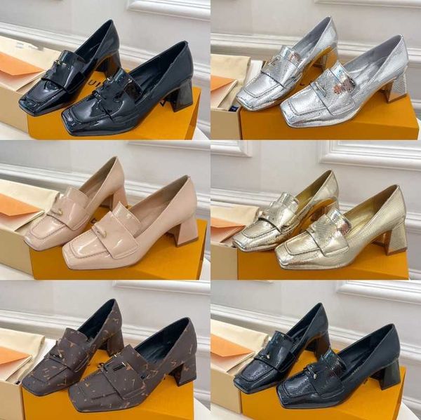 luxury women's designer dress shoes monograms silver gold snake pumps patent black beige square toe sandals 5.5cm v shaped block heels
luxury women's designer dress shoes monograms silver gold snake pumps patent black beige square toe sandals 5.5cm v shaped block heels
