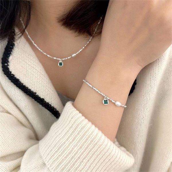 charm bracelets fashion zircon metal green pearl bracelet female korean elegant trendy jewelry 230802, Golden;silver
charm bracelets fashion zircon metal green pearl bracelet female korean elegant trendy jewelry 230802, Golden;silver