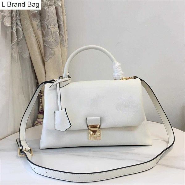 2023 new 5a fashion madeleine bb bag women one shoulder crossbody bag designer bag handbagshoulder bag leather luxury bags mi0l, Black
2023 new 5a fashion madeleine bb bag women one shoulder crossbody bag designer bag handbagshoulder bag leather luxury bags mi0l, Black