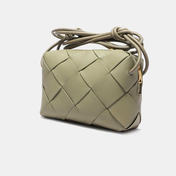 abottegas vneta jodie mini teen intrecciato designer tote spring summer small square camera women's woven bag versatile crossbody shoul
abottegas vneta jodie mini teen intrecciato designer tote spring summer small square camera women's woven bag versatile crossbody shoul
